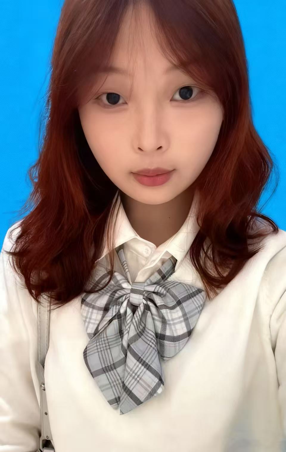 李可依
